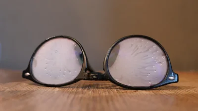 Natural vs Chemical Anti-Fog Solutions for Goggles